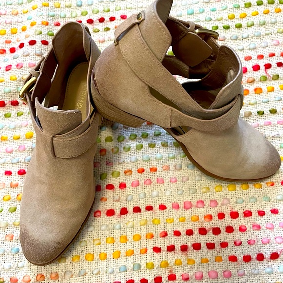 Michael Kors cutout suede ankle booties - Picture 7 of 7